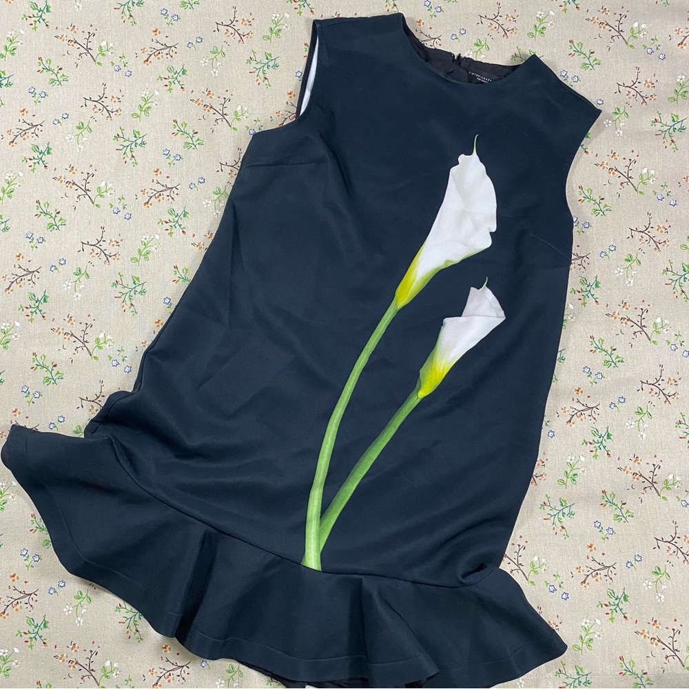 Victoria Beckham for Target Black Sleeveless Dress with White Calla Lily Print